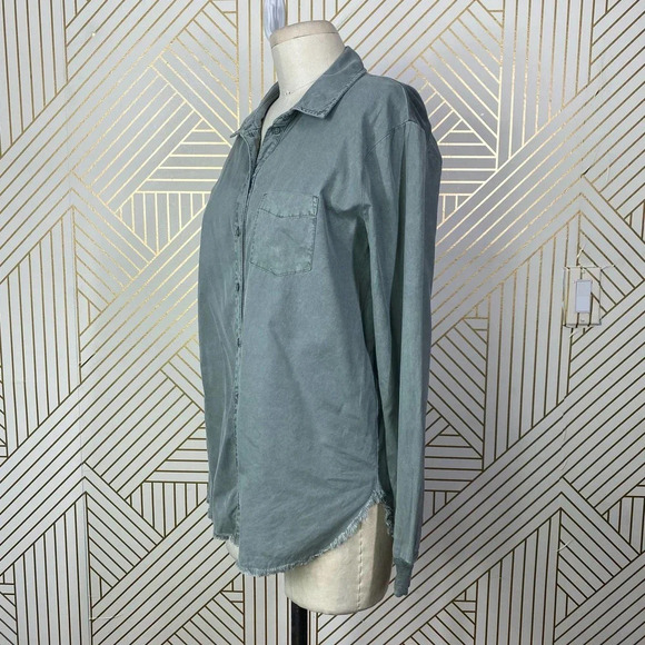 Stateside‎ Green Button-Down Supima Cotton Top - Picture 6 of 12